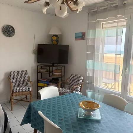 Apartment Les Corsaires Direct Pres Du Port